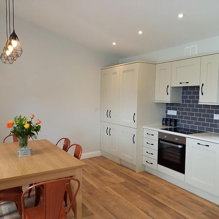 Murrisk Apartments - Self Catering Westport Room photo